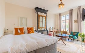 Lot Hotel